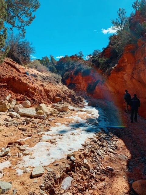 A MEMORABLE DAY EXPLORING KANAB, UTAH AND HIKING IN PEEK-A-BOO CANYON